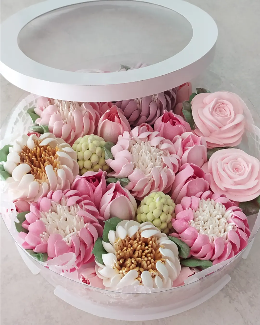 Box okrągły (mix) 25cm