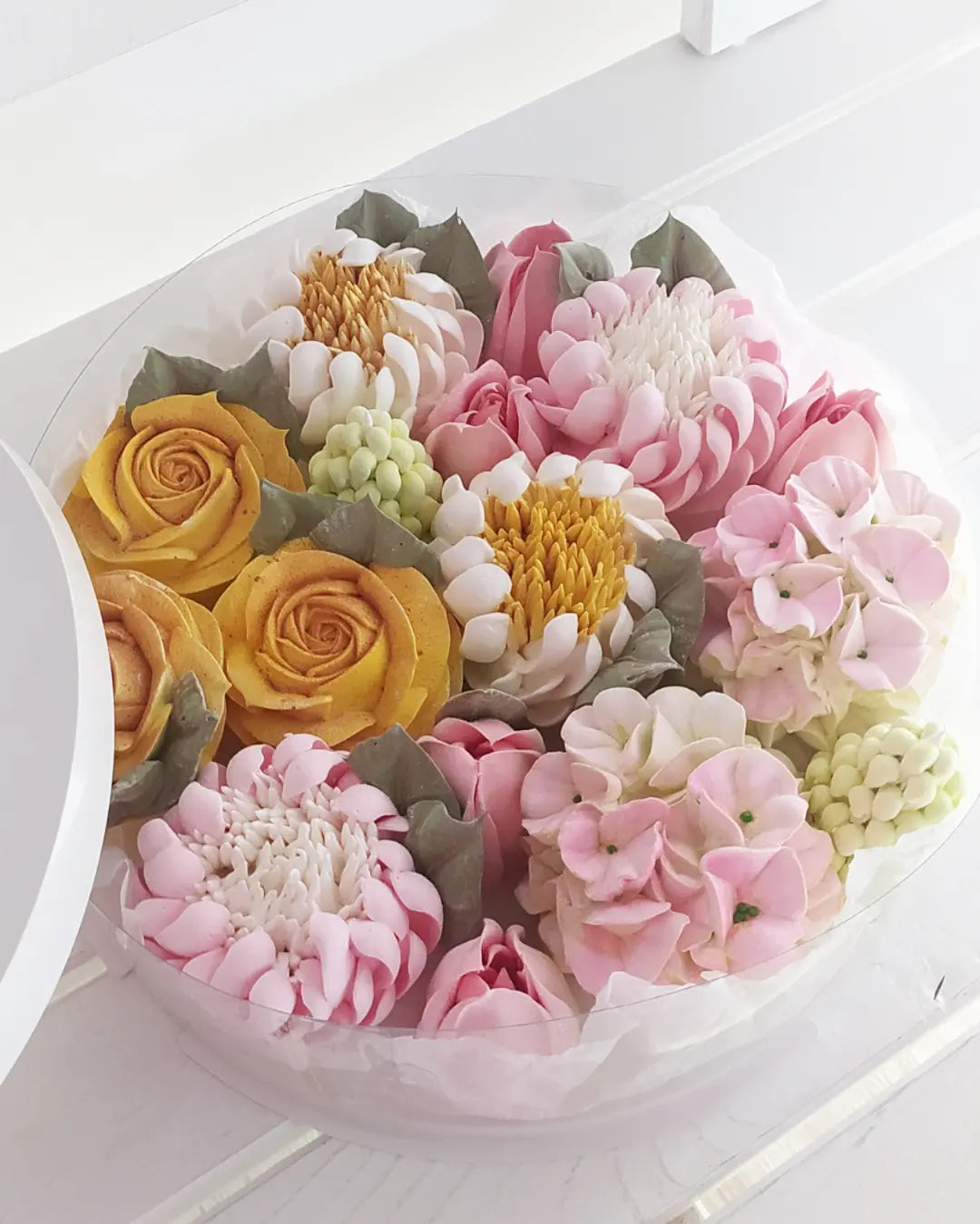 Box okrągły (mix) 25cm