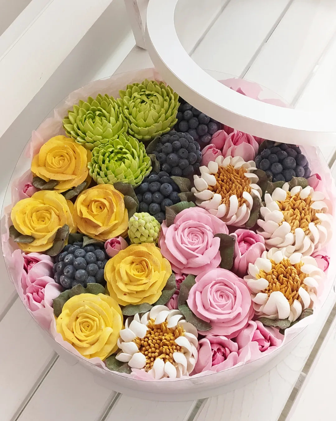 Box okrągły (mix) 30cm