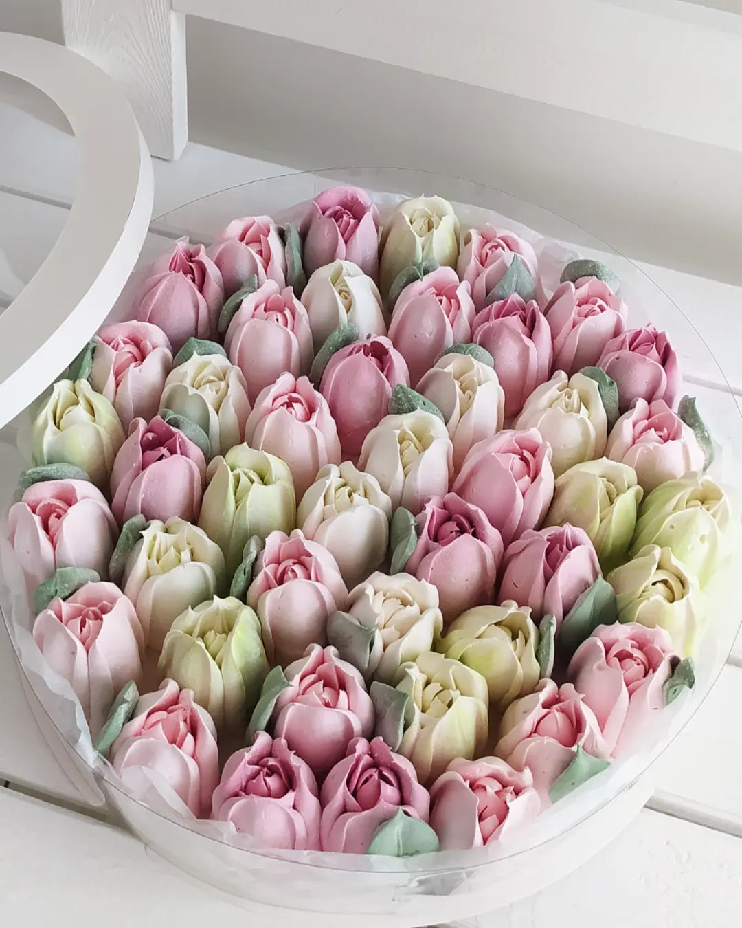 Box okrągły (tulipany) 25cm