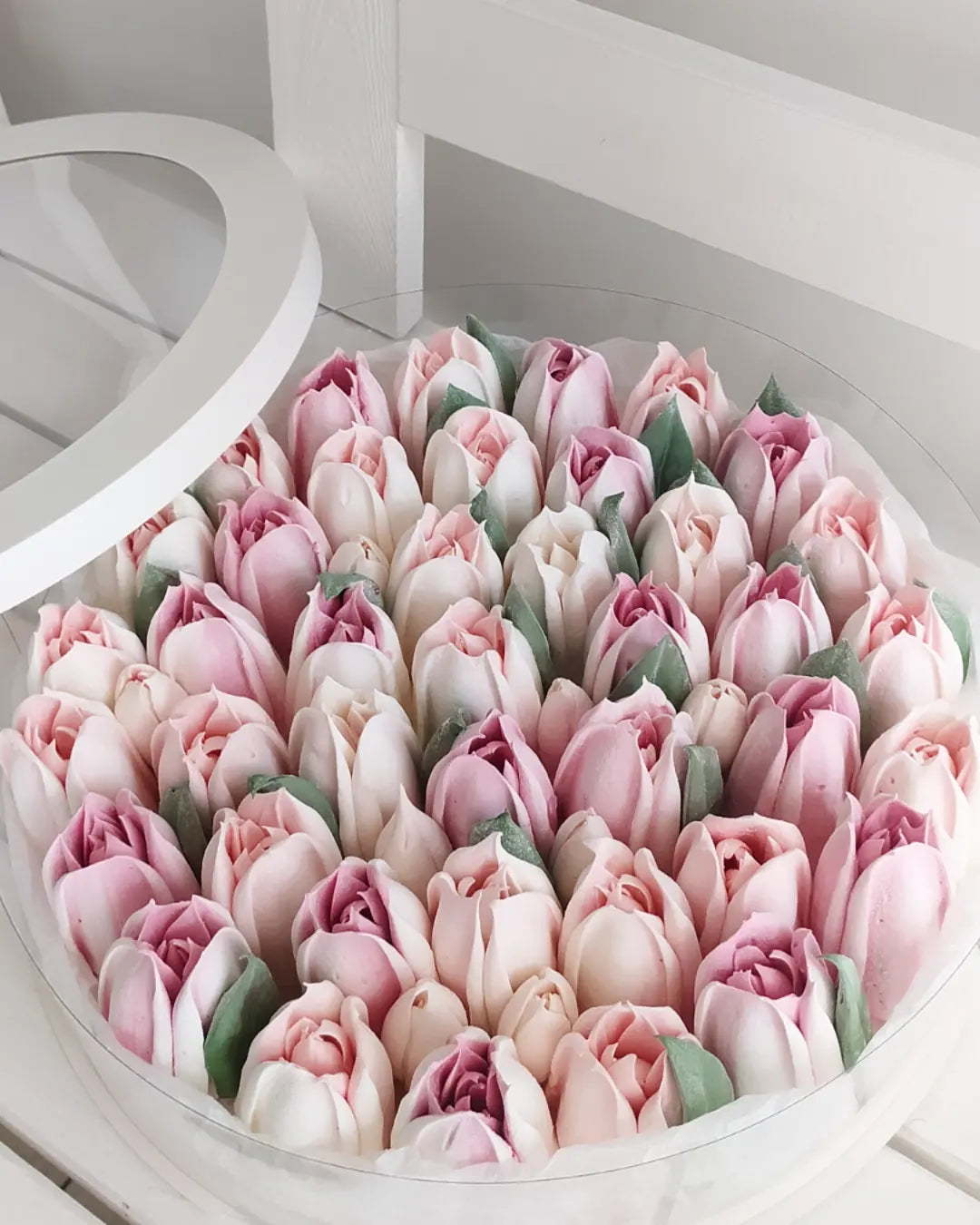 Box okrągły (tulipany) 25cm