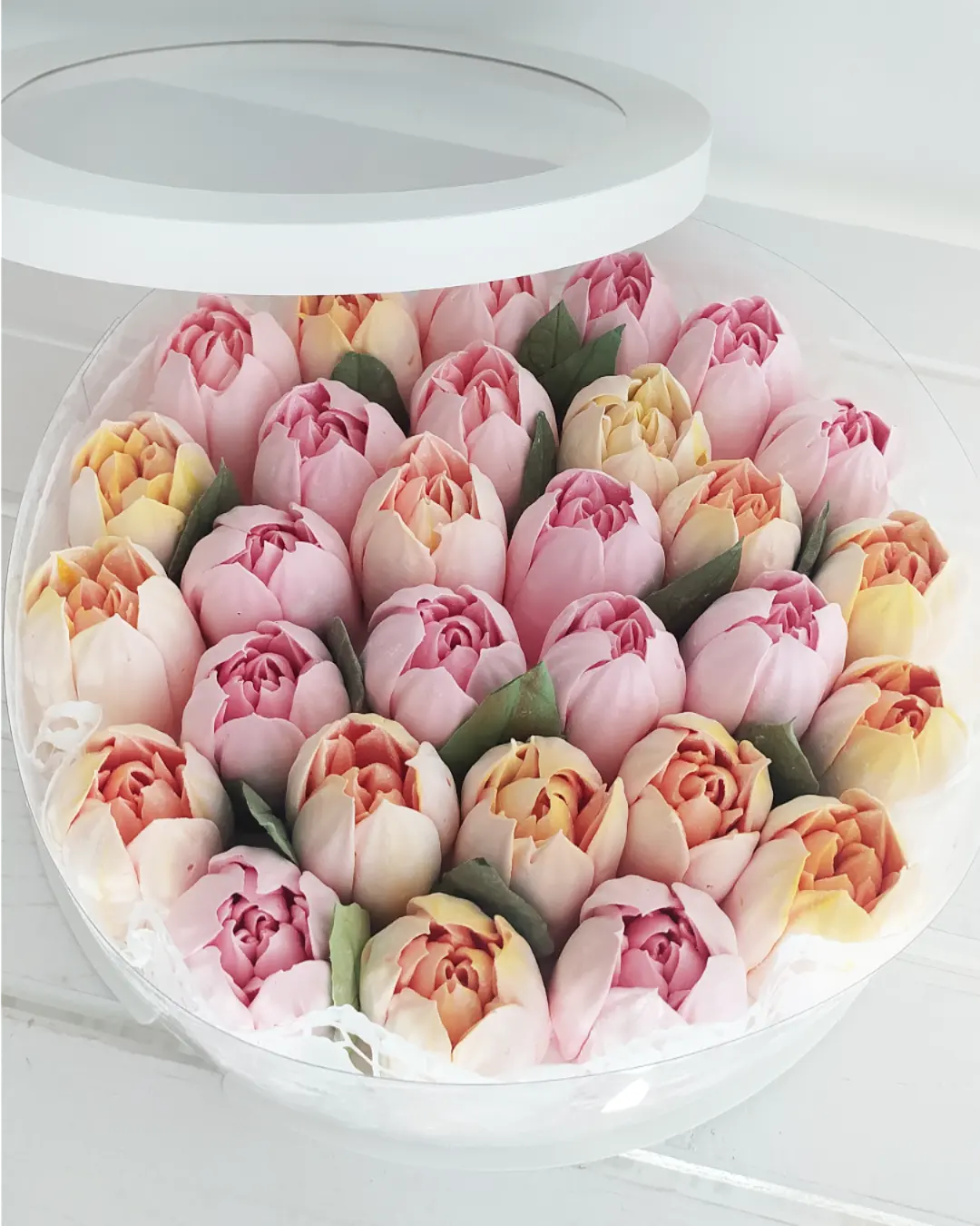 Box okrągły (tulipany) 25cm
