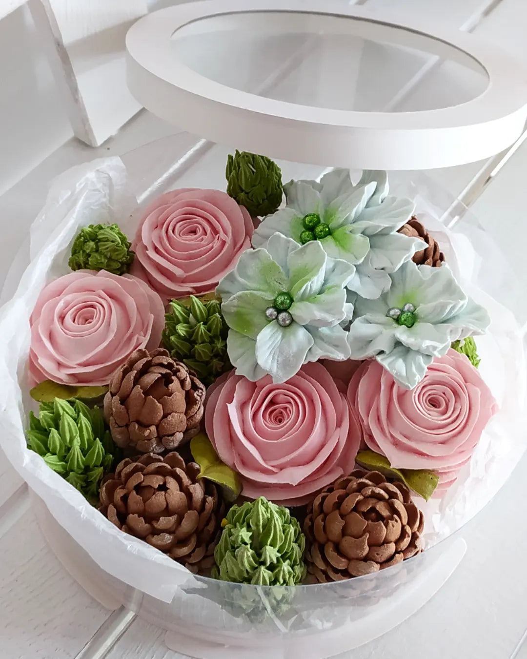 Box okrągły świąteczny 20cm