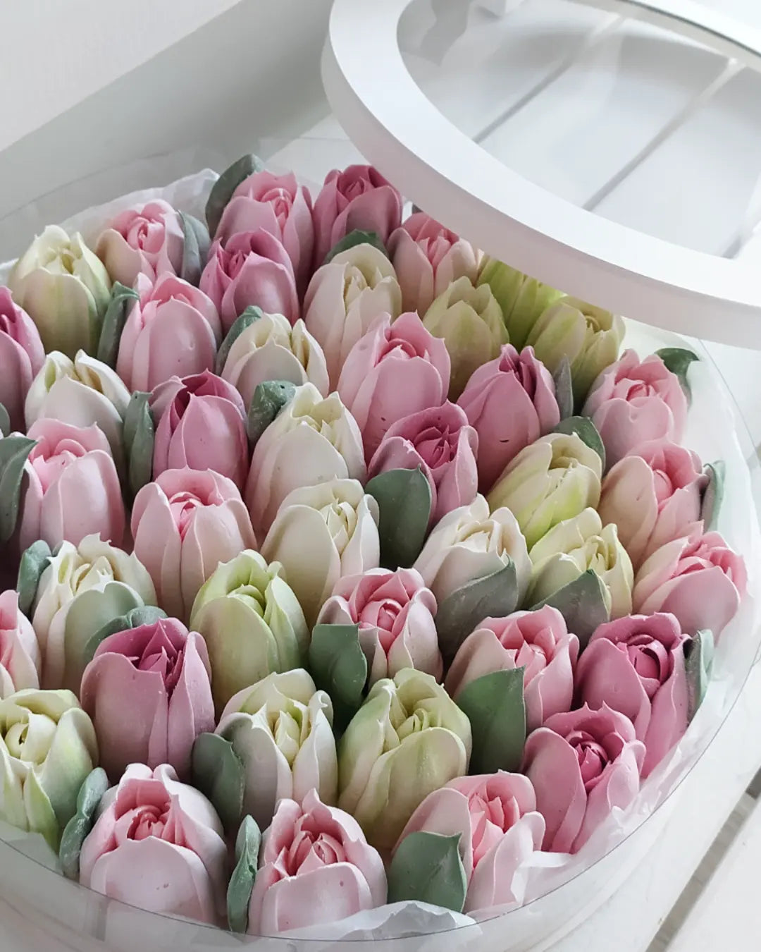 Box okrągły (tulipany) 25cm