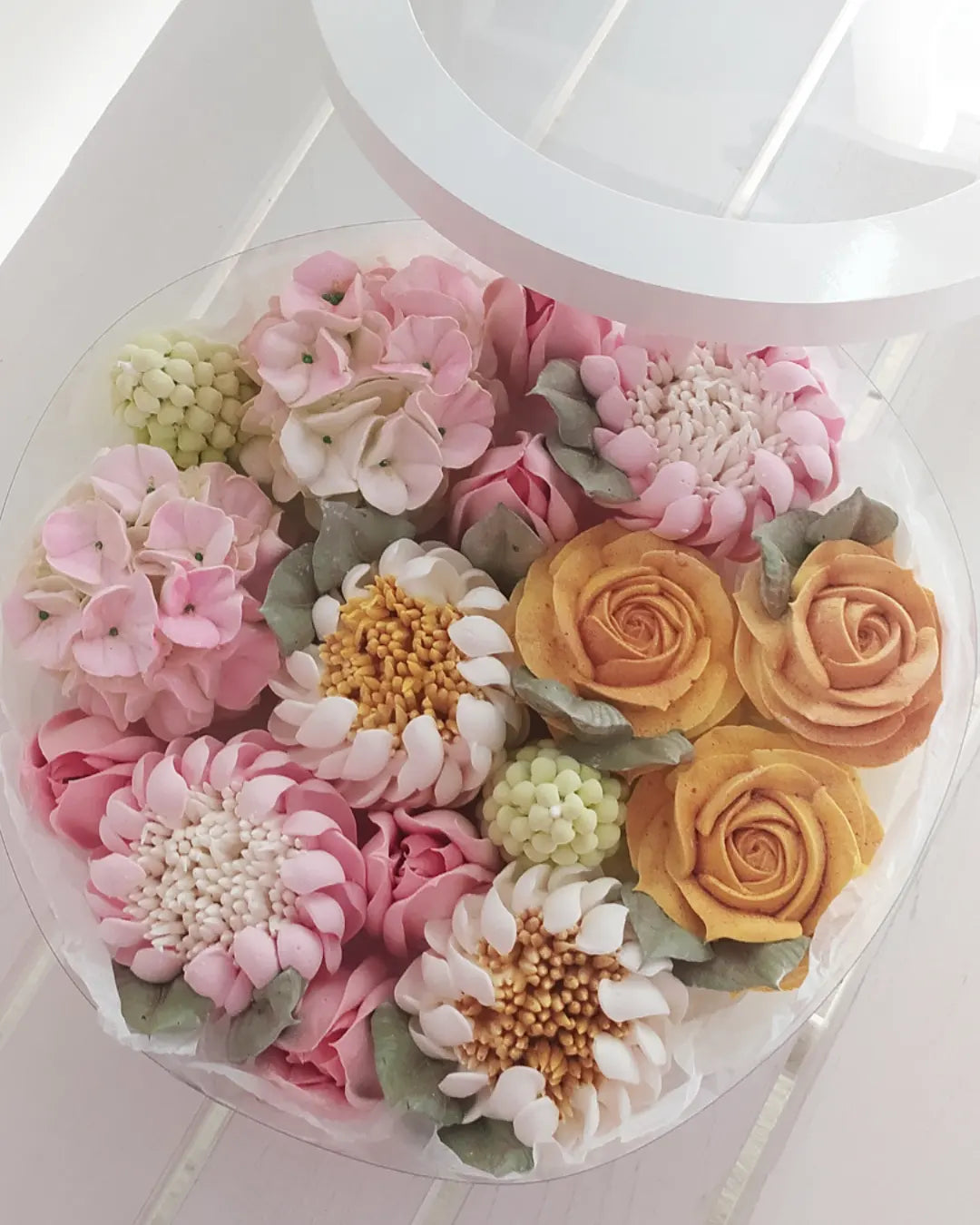 Box okrągły (mix) 25cm