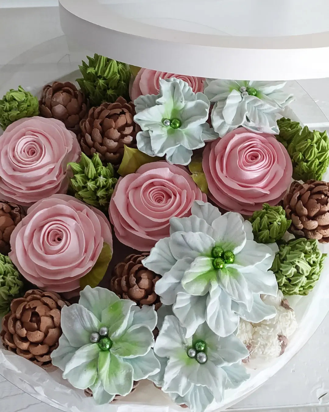 Box okrągły świąteczny 25cm