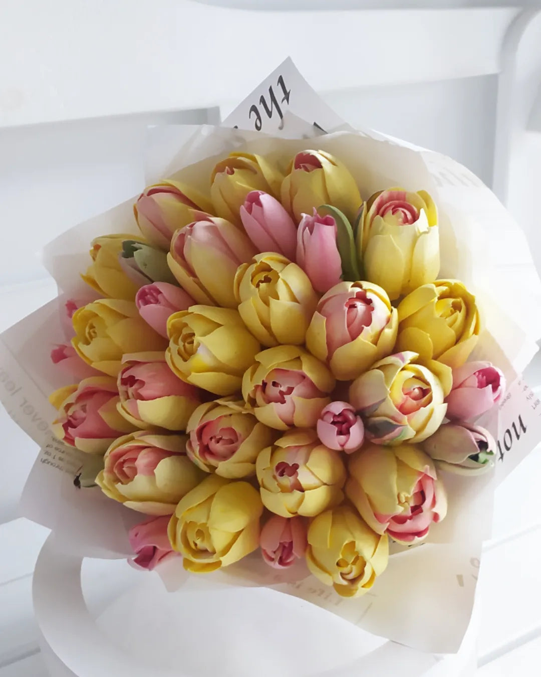 Bukiet z tulipanami rozmiar M 20cm (kolor do wyboru)