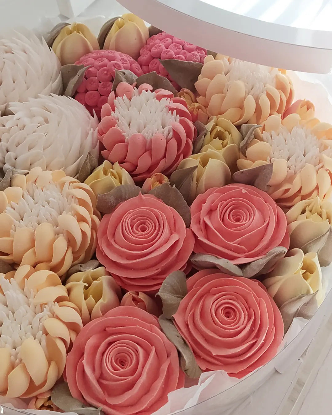 Box okrągły (mix) 30cm