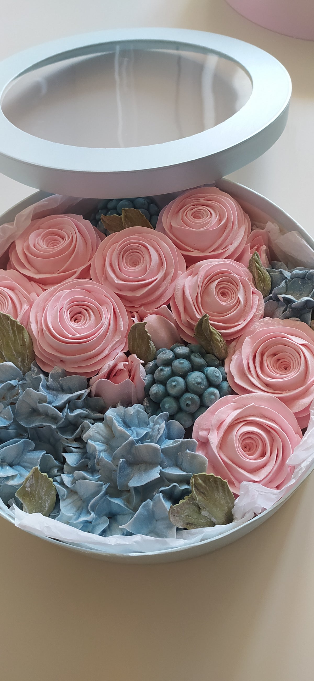 Box okrągły (mix) 25cm
