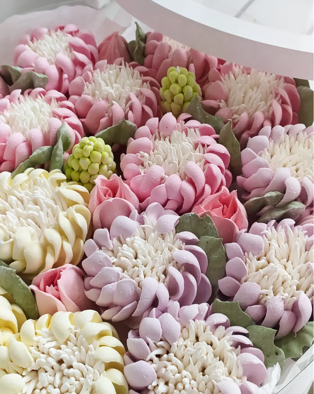 Box okrągły (mix) 30cm