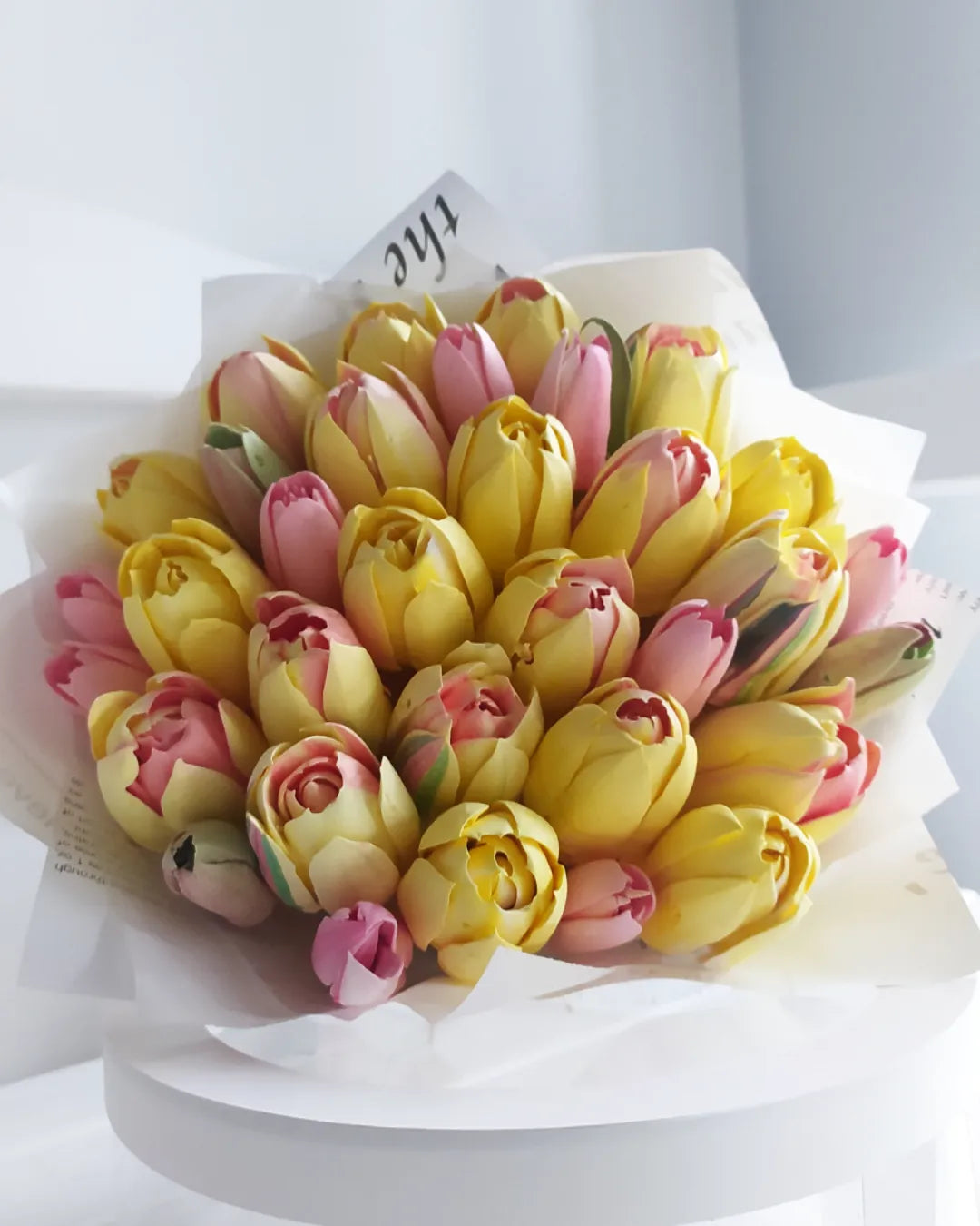 Bukiet z tulipanami rozmiar M 20cm (kolor do wyboru)