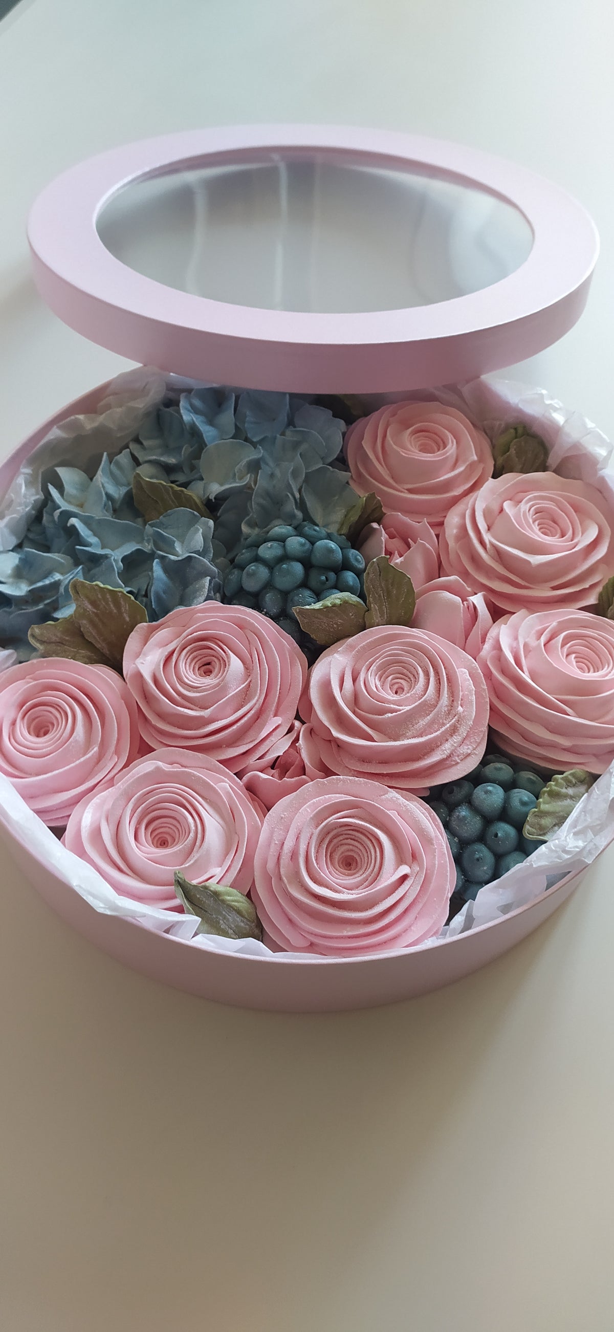 Box okrągły (mix) 25cm