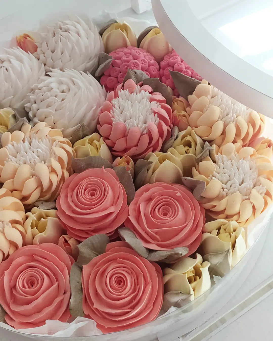 Box okrągły (mix) 30cm